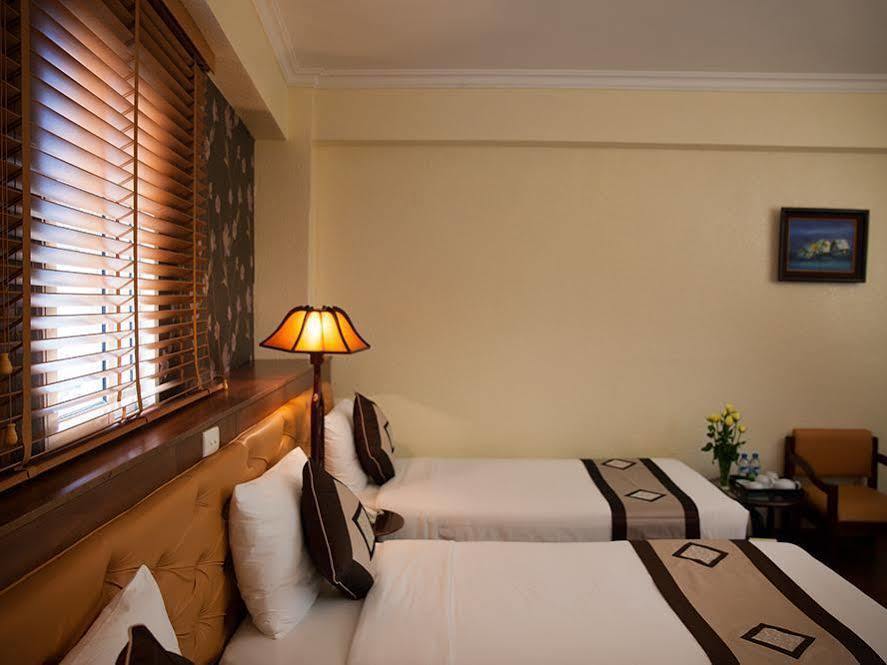 A25 Hotel - 44 Hàng Bún Hanoï Extérieur photo